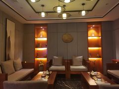 -金色印象·4K影院式足体养生(杨家坪西郊店)