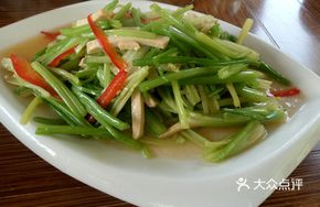 Fragrant Tofu with Celery