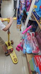 -一德国际玩具文具精品广场(一德路地铁站店)