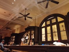 -LONG BAR 廊吧(外滩华尔道夫酒店)