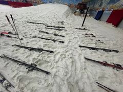 -乔波室内滑雪场