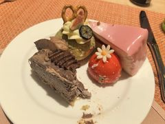 -松咖啡自助餐厅·松北香格里拉
