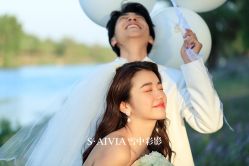 -雪中彩影婚纱摄影·微光艺术中心