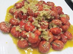 -扒虾小妹儿麻辣海鲜(宏图街店)