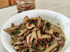 青椒干子肉丝干拌面-高邮面馆(明瓦廊店)