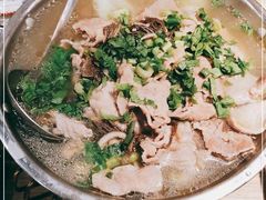 -肖四女乐山跷脚牛肉(世博源店)