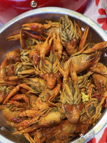 这家夜宵店真的很不错！每次来都有愉悦的体验