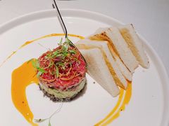 牛肉塔塔配牛油果黑橄榄酱-Solo(衡山路店)