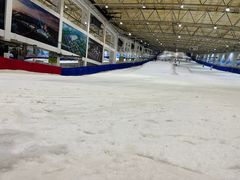 -乔波室内滑雪场