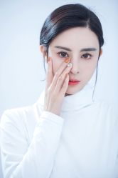 -onlygirl摄影美学馆高端定制(江滩店)