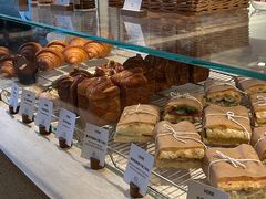 -VERIE BAKEHOUSE