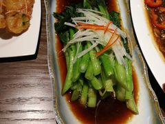 -梧桐树下(云锦世家店)