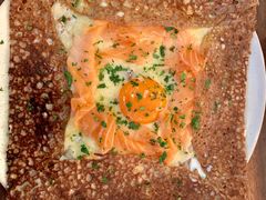 三文鱼可丽饼-RAC BAR(安福路店)