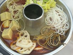 -碰湘地·鲜切牛肉麻辣烫(新世纪家园店)