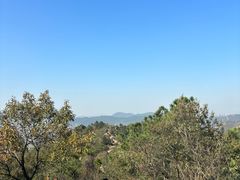 -灵岩山风景区