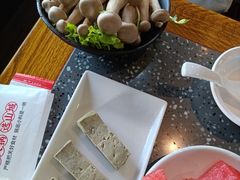 -华晟山城火锅(开发区港西东阁里店)