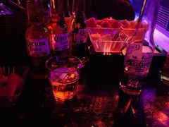 -vimi便利店酒吧