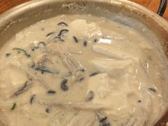 菌菇豆腐锅-金北顺大锅家(신사본점)