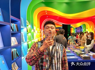 看见“驴”｜湖滨in77的LV展，近期的热门打卡点