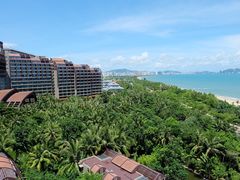 -三亚湾海居铂尔曼度假酒店