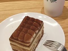 -星巴克(绍兴镜湖中新广场店)