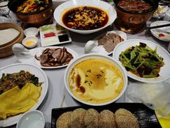 -皇城根北京风味主题餐厅(中海环宇城店)