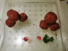 杨梅鳕鱼球-柳莺湖上·湖景餐厅·江南菜(西湖店)