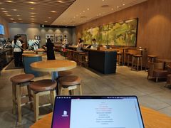 -星巴克(广州百信广场东区店)