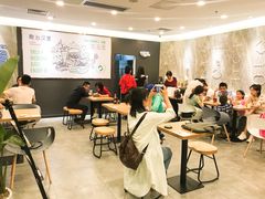 -龙治汉堡(中华城店)