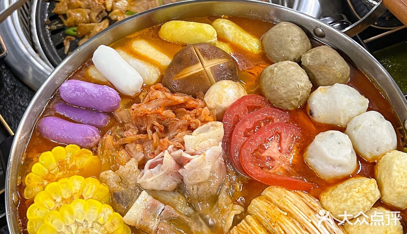 啊啊啊！在东门吃到了超好吃的烤肉[流泪]人均50！
