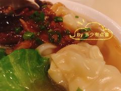 牛腩云吞河粉-龙记烧腊茶餐厅(常德路店)