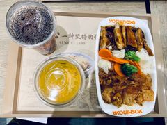 辣白菜猪肉双拼饭-吉野家(红博中央公园店)