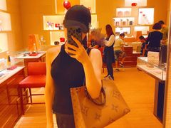 -LV路易威登(贵和购物中心店)