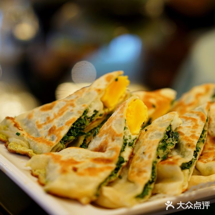 丹江大观苑第六届秋获节，吃全鱼宴，住湖景房，超奶丝～