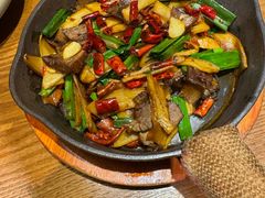 -云海肴·汽锅鸡·云南菜(天山百盛优客店)