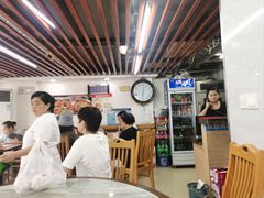 大堂-东北四季饺子王(华山路店)