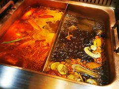 -老牌坊云南鱼豆花火锅(爱建店)