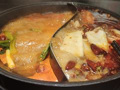 -冯校长老火锅(中联广场店)