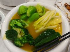 -五谷芳乳鸽王(梅沙老店)