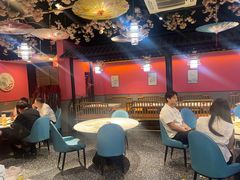 -老街烧烤大排档·地道湖北菜·龙虾馆(汉口火车站店)