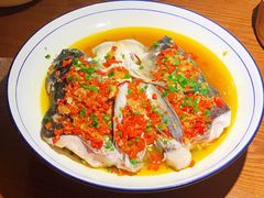 老坛剁椒蒸鲜活鱼头-老湘村·湖南土菜(天河维多利店)