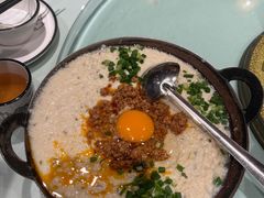 -帅巴人舅母子腊蹄民俗村