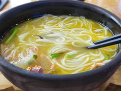 -桥香园过桥米线(国贸店)