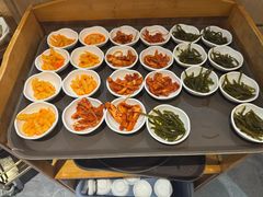 -一朵菌·野生菌探索家火锅(南亚店)