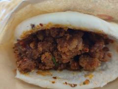 粉蒸牛肉咔饼-豆相识•九九豆腐脑(牛咡桥店)
