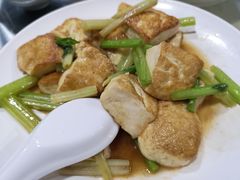 -鲤鱼塘农家山庄