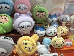 -名创优品(山东青岛华润万象城店)