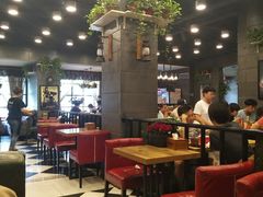 -愉肴麻辣香锅(中山路店)