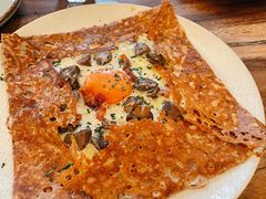 鸡蛋蘑菇熏肉荞麦可丽饼-RAC BAR(安福路店)