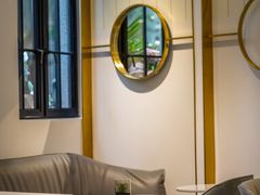 -Fridi Patisserie Cafe